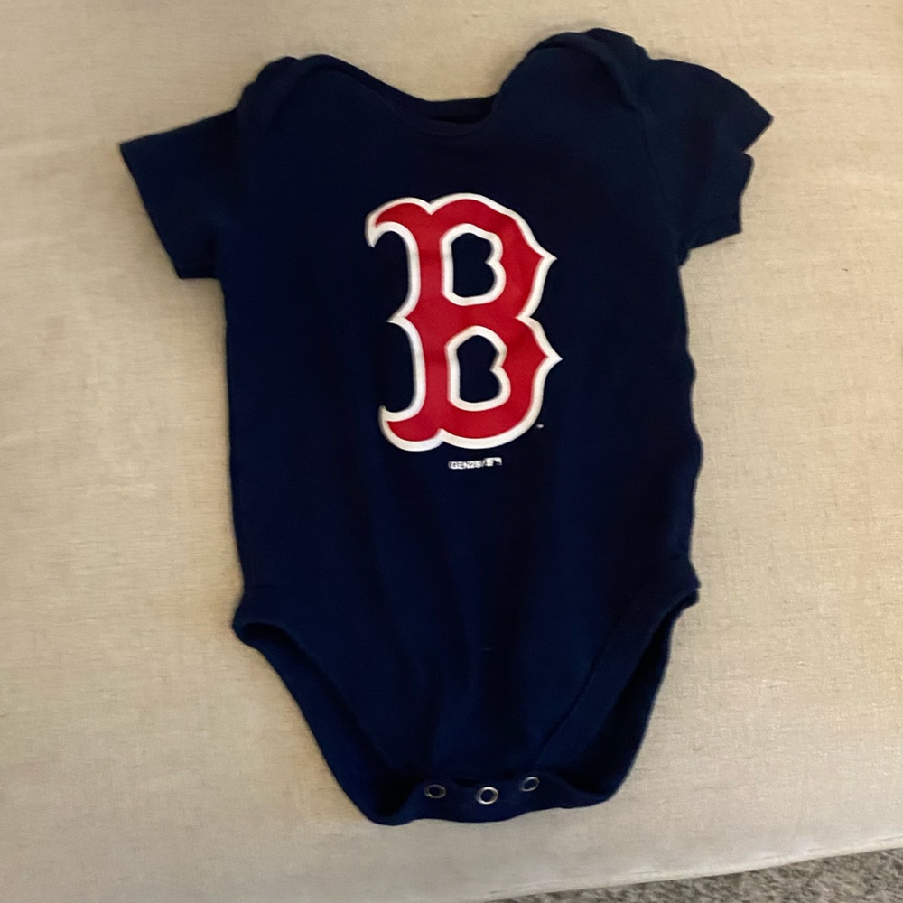 Like new- MLB Boston Redsox baby onsie